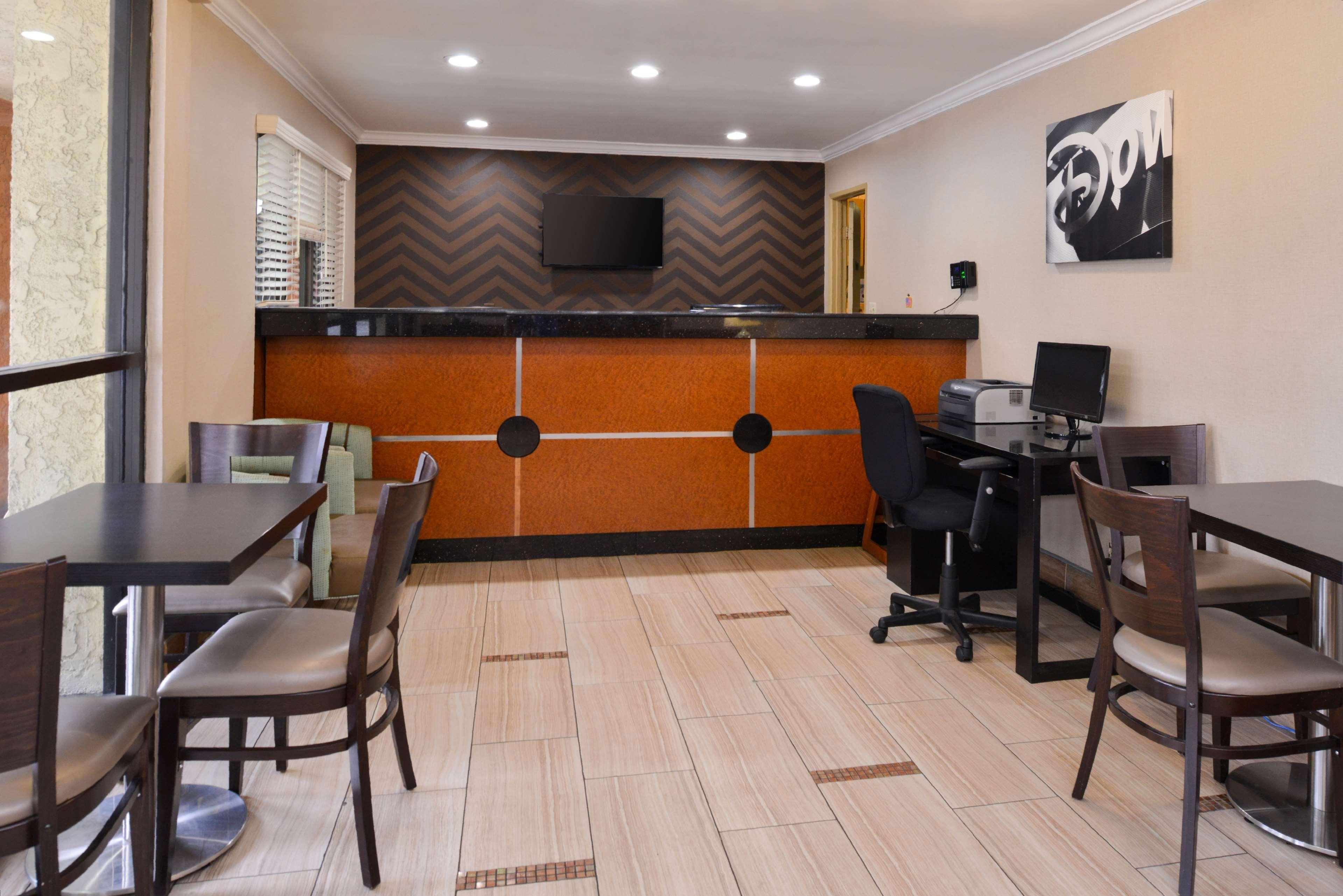 Best Western Courtesy Inn Hotel - Anaheim Resort At The Park Екстер'єр фото