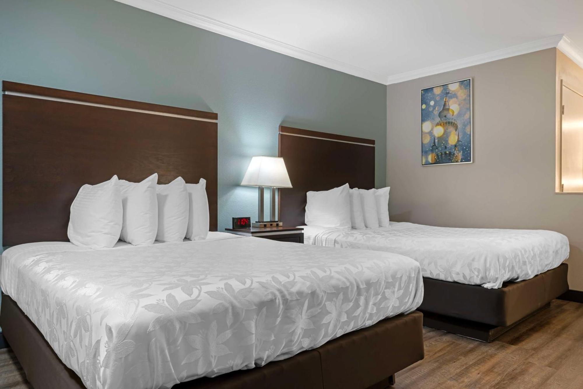Best Western Courtesy Inn Hotel - Anaheim Resort At The Park Екстер'єр фото