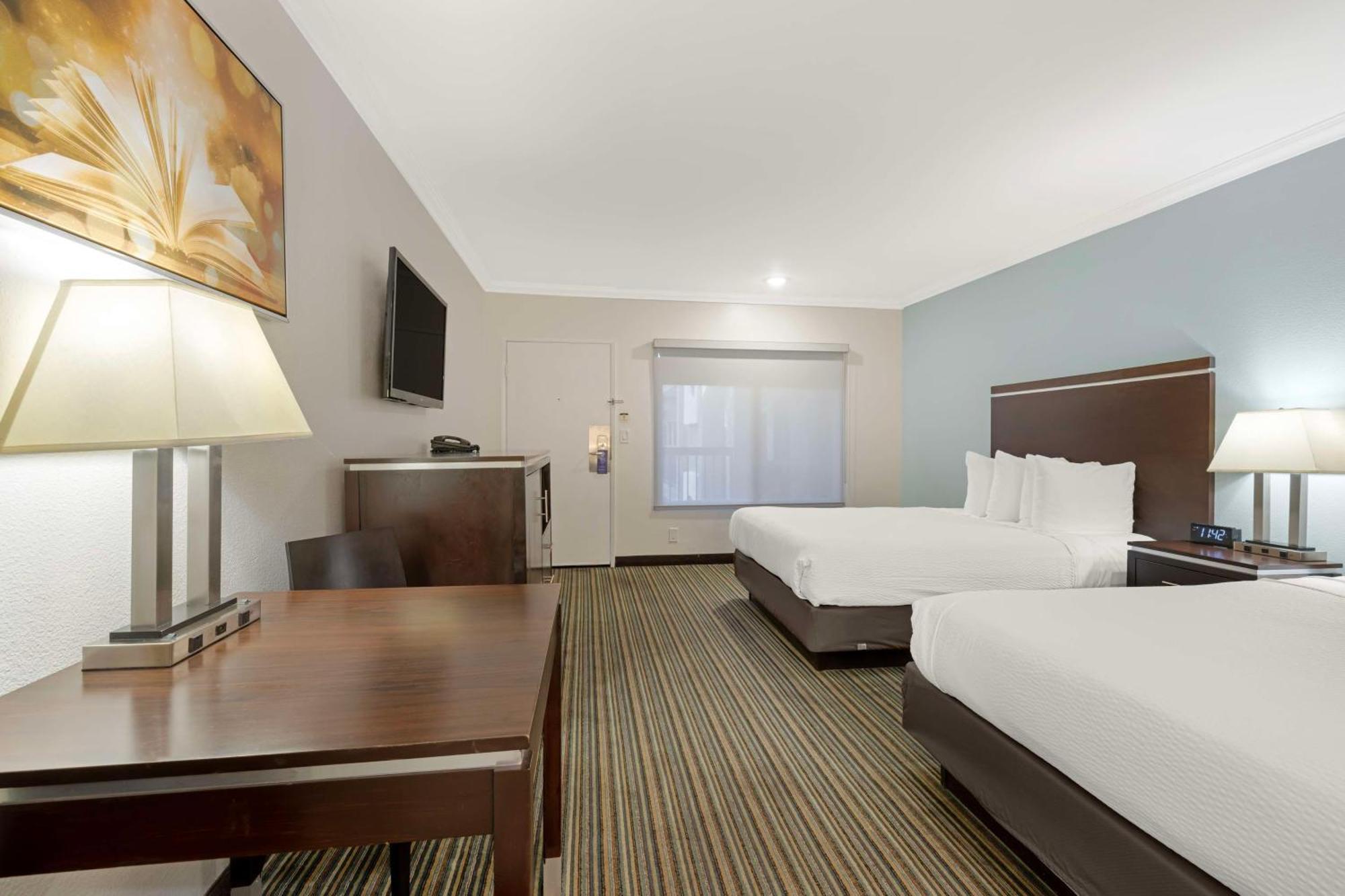 Best Western Courtesy Inn Hotel - Anaheim Resort At The Park Екстер'єр фото