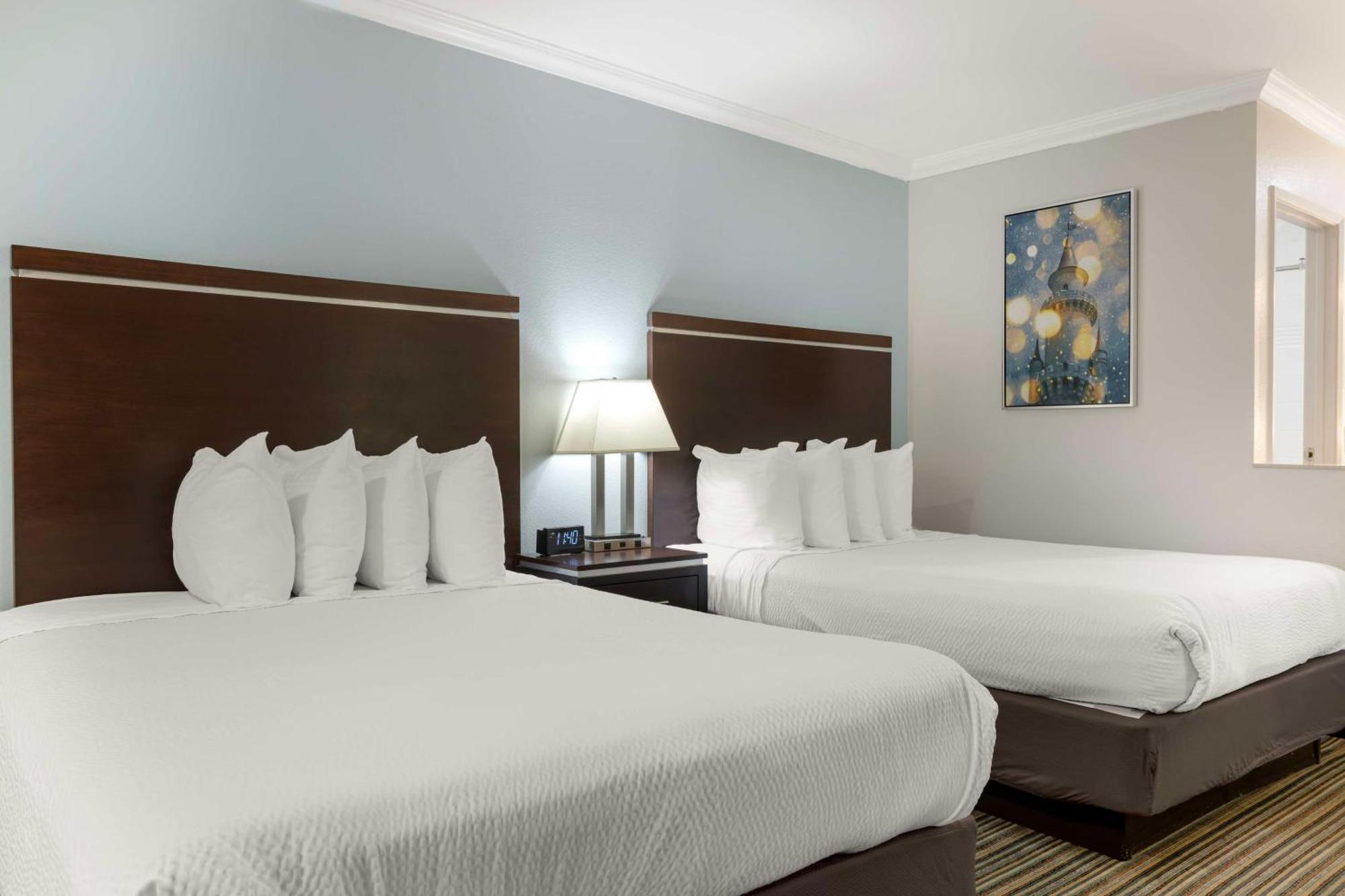 Best Western Courtesy Inn Hotel - Anaheim Resort At The Park Екстер'єр фото