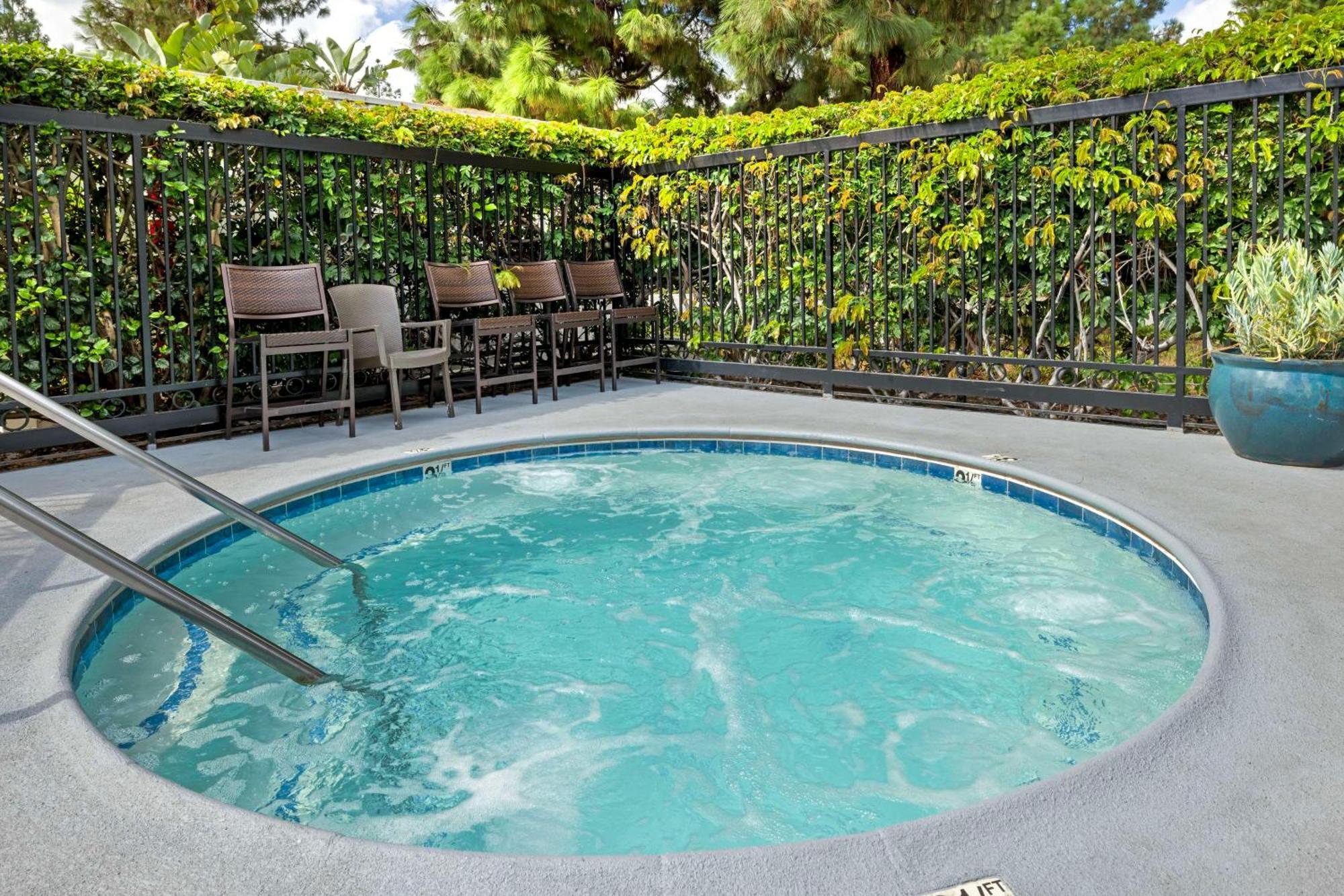 Best Western Courtesy Inn Hotel - Anaheim Resort At The Park Екстер'єр фото