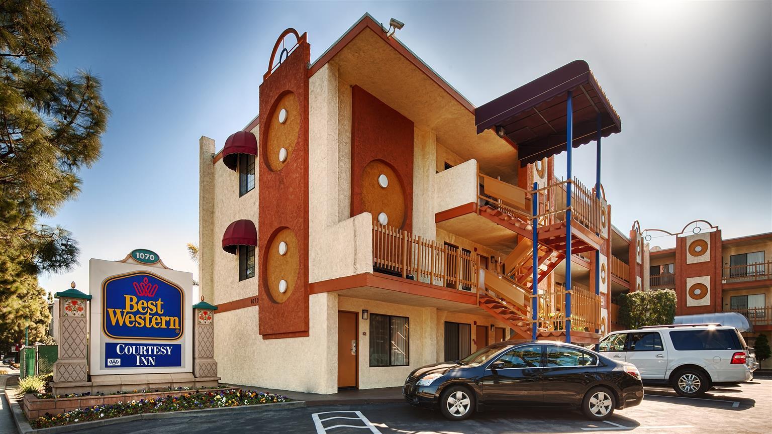 Best Western Courtesy Inn Hotel - Anaheim Resort At The Park Екстер'єр фото